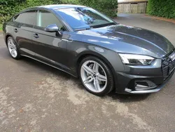 Grau Gebraucht 2023 Audi A5 Sportback Advanced Limousine | 36.890 € (Guter Preis)