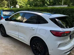 Weiß Gebraucht 2020 Ford Kuga ST-Line X SUV | 22.400 € (Guter Preis)