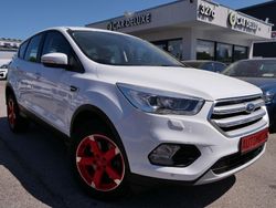 Weiß Gebraucht 2018 Ford Kuga Titanium SUV | 22.999 €