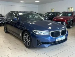 Blau Gebraucht 2021 BMW 530 Performance Kombi | 30.000 €
