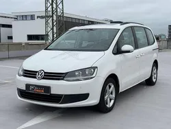 Weiß Gebraucht 2012 VW Sharan Trendline Van / Kleinbus | 13.950 € (Teuer)