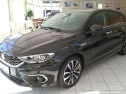 Schwarz Gebraucht 2017 Fiat Tipo Lounge Kleinwagen | 10.900 € (Fairer Preis)