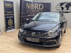 Deep black perleffek (metallic) Gebraucht 2022 VW Passat Kombi | 21.489 € (Guter Preis)