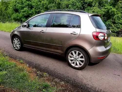 Beige Gebraucht 2010 VW Golf Plus Cross Van / Kleinbus | 4.680 € (Guter Preis)