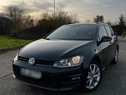 Schwarz Gebraucht 2016 VW Golf VII Kombi | 9.100 € (Etwas zu teuer)