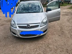Silber Gebraucht 2012 Opel Zafira Eco Van / Kleinbus | 3.800 € (Fairer Preis)