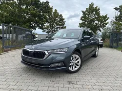 Grau Gebraucht 2021 Skoda Octavia Kombi | 17.999 € (Superpreis)