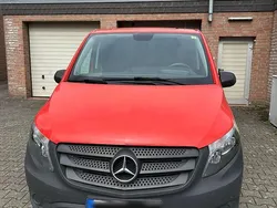 Rot Gebraucht 2017 Mercedes Vito Van / Kleinbus | 10.500 € (Superpreis)
