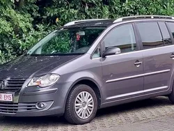 Grau Gebraucht 2007 VW Touran Highline Van / Kleinbus | 3.425 € (Fairer Preis)
