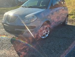 Blau Gebraucht 2005 Lancia Ypsilon Kleinwagen | 1.600 € (Fairer Preis)