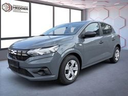 Schiefergrau Neu 2025 Dacia Sandero Essentiel Kleinwagen | 15.730 € (Guter Preis)