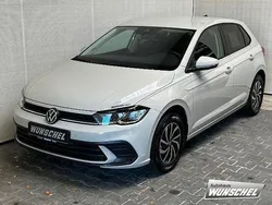 Grau Neu 2024 VW Polo Life Limousine | 23.394 € (Fairer Preis)