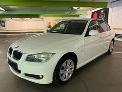 Weiß Gebraucht 2009 BMW 318 Limousine | 3.900 € (Guter Preis)