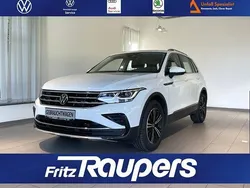 Pure white Gebraucht 2022 VW Tiguan Elegance SUV | 25.750 € (Superpreis)