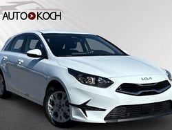 Weiß Neu 2025 Kia Ceed Kleinwagen | 22.222 € (Superpreis)