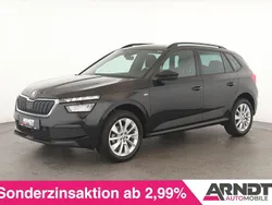 Blackmagic perleffekt Gebraucht 2024 Skoda Kamiq Tour SUV | 21.782 € (Fairer Preis)
