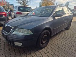 Grau Gebraucht 2007 Skoda Octavia Elegance Kombi | 1.400 € (Guter Preis)