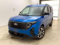 Blau Gebraucht 2023 Ford Tourneo Courier Titanium Van / Kleinbus | 24.990 € (Fairer Preis)