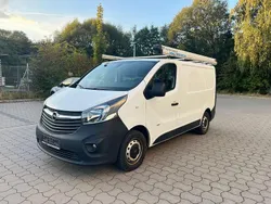 Weiß Gebraucht 2018 Opel Vivaro Van | 8.950 € (Guter Preis)