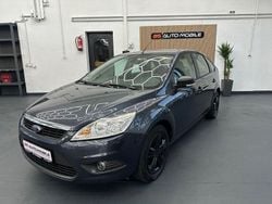Grau Gebraucht 2010 Ford Focus Style Limousine | 3.880 € (Fairer Preis)