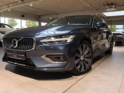 Blau Gebraucht 2019 Volvo V60 Inscription Kombi | 21.990 € (Etwas zu teuer)