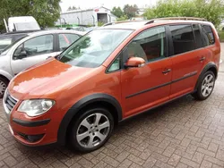 Orange Gebraucht 2007 VW Touran Cross Van / Kleinbus | 5.400 € (Fairer Preis)