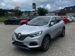 Grau Gebraucht 2019 Renault Kadjar Bose Edition SUV | 17.880 € (Fairer Preis)