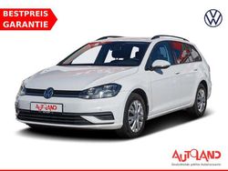 Weiß Gebraucht 2019 VW Golf VII Kombi | 16.950 € (Etwas zu teuer)