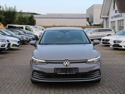 Mondsteingrau Gebraucht 2020 VW Golf Sportsvan Life Van / Kleinbus | 17.900 €