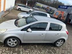 Grau Gebraucht 2008 Opel Corsa Edition Kleinwagen | 1.900 € (Fairer Preis)