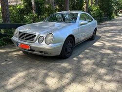Silber Gebraucht 1998 Mercedes CLK200 Elegance Coupé | 2.300 € (Superpreis)