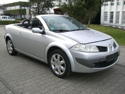 Silber Gebraucht 2006 Renault Mégane Cabriolet Cabrio | 3.490 € (Teuer)