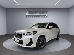 Mineralweiss metallic Gebraucht 2023 BMW X1 M Sport SUV | 41.490 € (Fairer Preis)