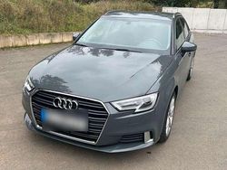 Grau Gebraucht 2017 Audi A3 Sport Kleinwagen | 19.500 € (Teuer)