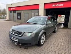 Grün Gebraucht 2001 Audi A6 Allroad Kombi | 3.005 €