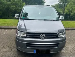 Grau Gebraucht 2014 VW T5 Highline Van | 20.000 € (Fairer Preis)
