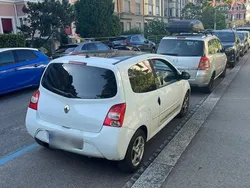 Weiß Gebraucht 2010 Renault Twingo Night&Day Kleinwagen | 2.200 € (Guter Preis)