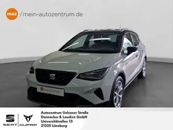Nevada weiss / schwarz Gebraucht 2022 Seat Arona FR SUV | 20.980 € (Fairer Preis)