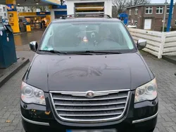 Schwarz Gebraucht 2008 Chrysler Grand Voyager Van / Kleinbus | 6.300 € (Teuer)