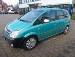 Grün Gebraucht 2003 Opel Meriva Cosmo Van / Kleinbus | 2.890 € (Fairer Preis)
