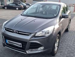 Grau Gebraucht 2014 Ford Kuga Titanium SUV | 8.800 € (Fairer Preis)