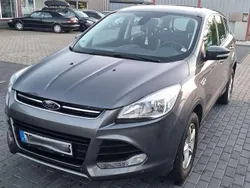 Grau Gebraucht 2014 Ford Kuga Titanium SUV | 8.800 € (Fairer Preis)