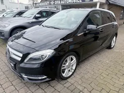Schwarz Gebraucht 2013 Mercedes B200 Van / Kleinbus | 14.999 € (Etwas zu teuer)
