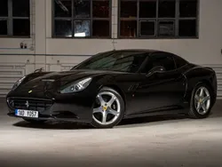 Rot Gebraucht 2008 Ferrari California Cabrio | 95.000 €