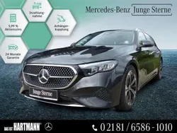 Grau Gebraucht 2024 Mercedes E220 Avantgarde Kombi | 46.680 € (Guter Preis)
