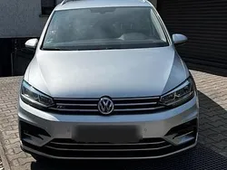 Silber Gebraucht 2016 VW Touran R-line Van / Kleinbus | 15.800 € (Fairer Preis)