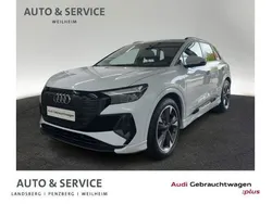 Gletscherweiß metallic Gebraucht 2021 Audi Q4 e-tron Basis SUV | 24.990 € (Fairer Preis)