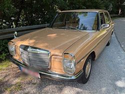 Braun Gebraucht 1975 Mercedes W115 Limousine | 12.900 €