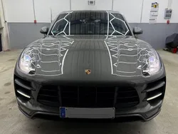 Grau Gebraucht 2014 Porsche Macan Turbo SUV | 34.300 € (Fairer Preis)