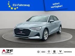 Grau Neu 2025 Audi A3 Sportback Advanced Plus Limousine | 36.990 € (Guter Preis)